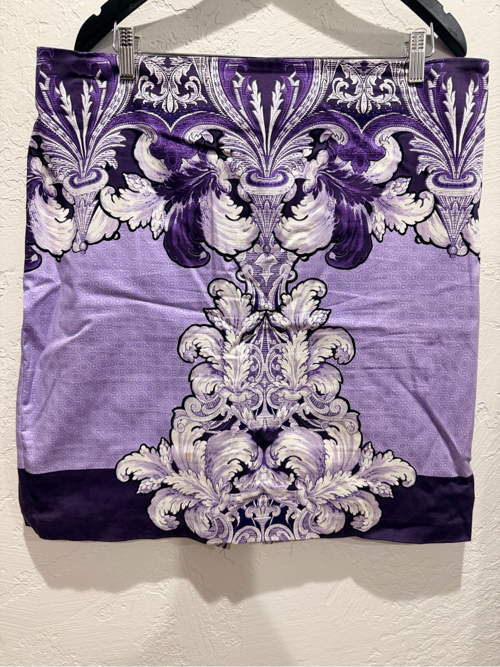 NWOT New York & Company Purple and White Baroque Skirt